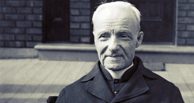 Sv. Andrej Bessette, malý vzrastom – svätý srdcom
